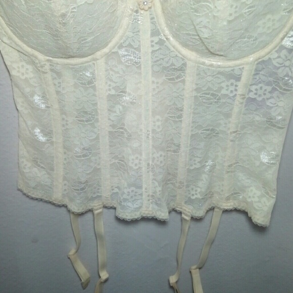 Dominigue off white bralette bustier NWT - Picture 3 of 8